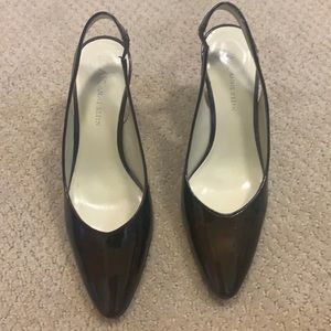 AK Anne Klein heel